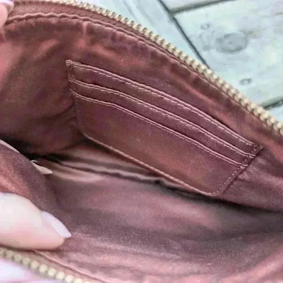 Juicy couture brown wristlet purse - Picture 9 of 9